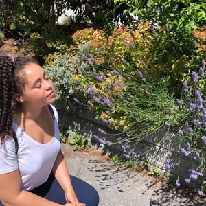 Meet your Posher, Kamaya